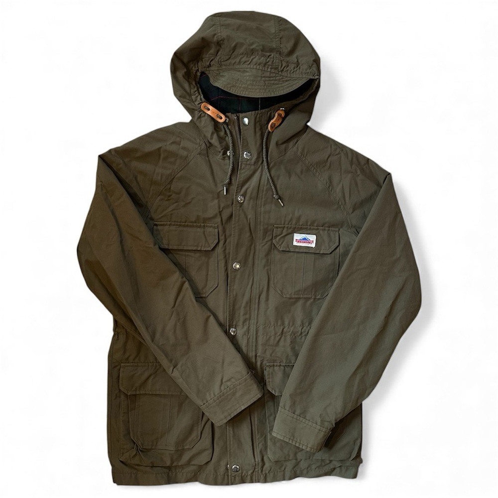 PENFIELD Kassen Hooded Jacket in Olive Green and Plaid Lining